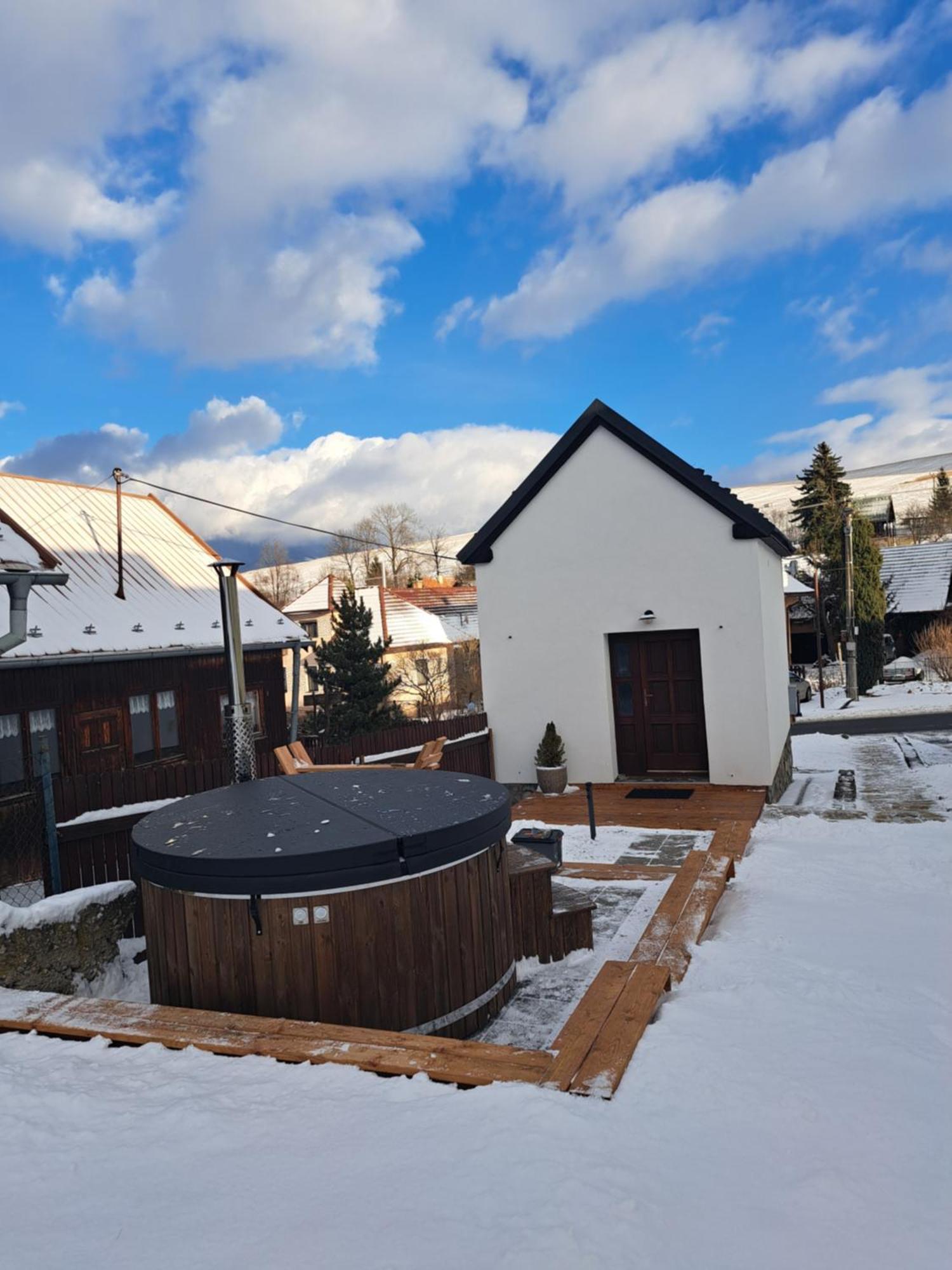 Tiny Cottage Slovakia Liptovsky Trnovec Bagian luar foto